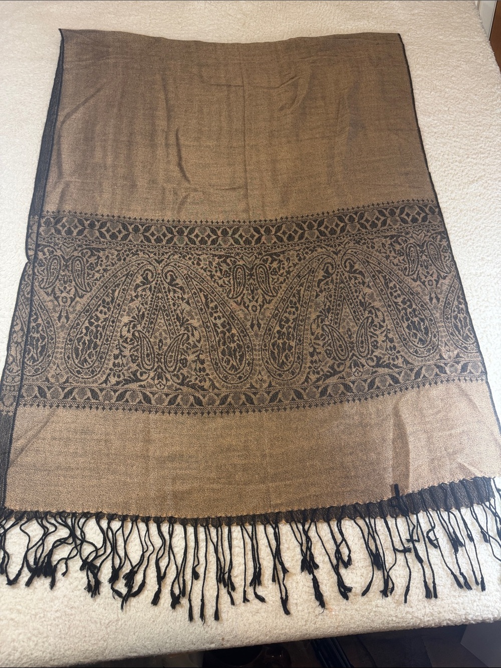 pashmina Tan and Black Paisley Fringe Wrap 228